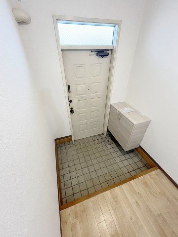 コーポホコトリ　B棟の玄関