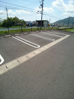【駐車場】 | ヴィラ・グリーン・エコーＡ