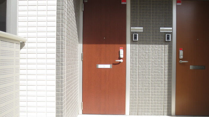 【エントランス】