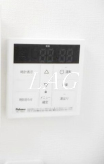 【設備】 | プライムテラス立川羽衣町 | 給湯器パネルです。