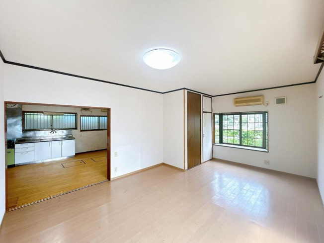 【居間・リビング】 | 土浦市荒川沖　中古戸建