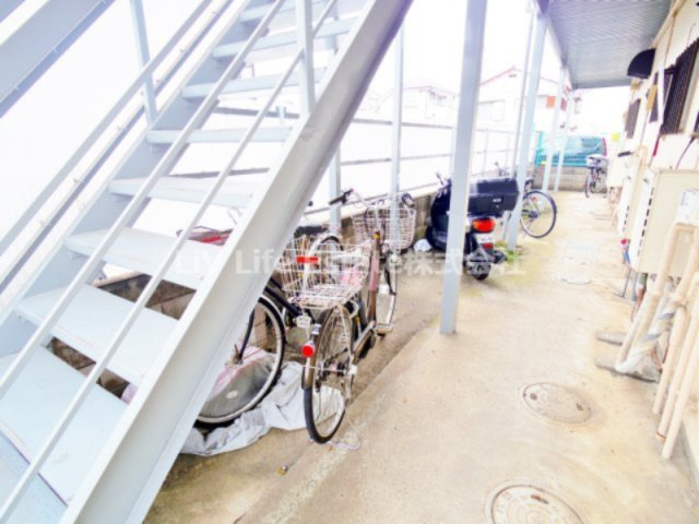 メゾン内田のエントランス