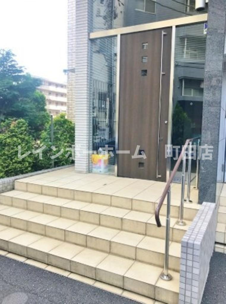 イーストガーデンリバーサイド町田※初期費用分割後払いサービス利用可能物件のエントランス