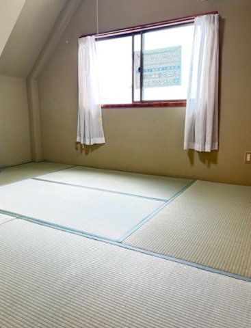 メゾネット和の寝室