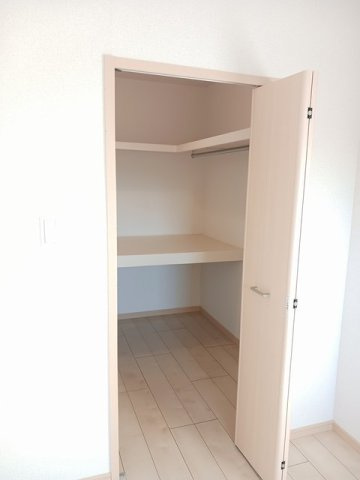 スカイホーム　グリーンヒルの収納