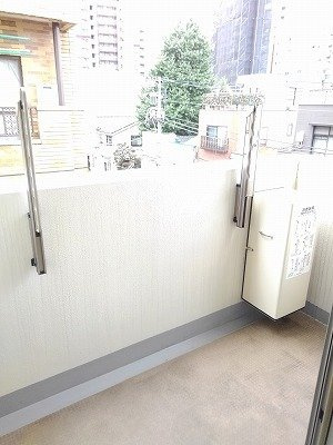 サンライフ文京のバルコニー