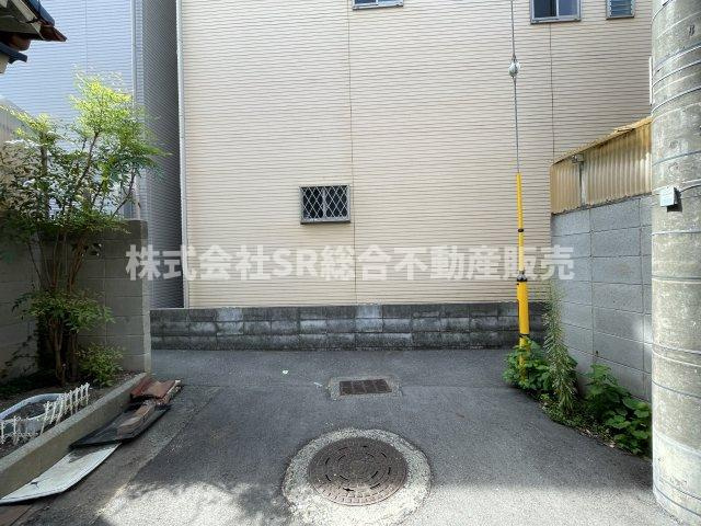 大蓮東5丁目中古戸建の前面道路含む現地写真|当日予約も大歓迎です！土日祝、雨の日やお子様連れのお客様の送迎も可能ですのでお気になさらずお問合せ下さい。お仕事終わりのお時間にも柔軟に対応致しますのでお気軽にお申し付け下さいませ。