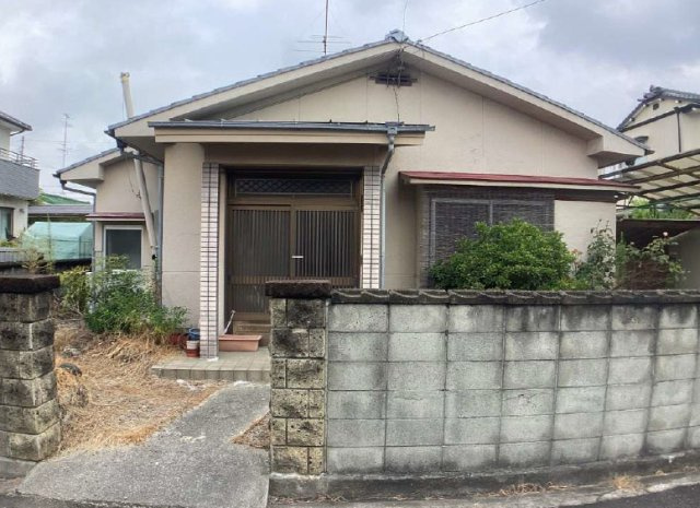 松神子2丁目　中古住宅の外観