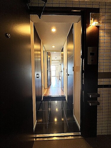 グローベル　ザ・シティ　川越ミッドスクエアのその他|共有部からの室内
