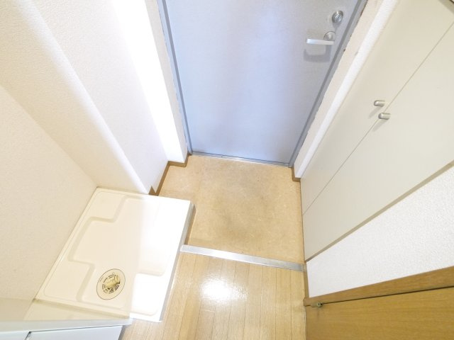 オーキッドあやめ池の玄関