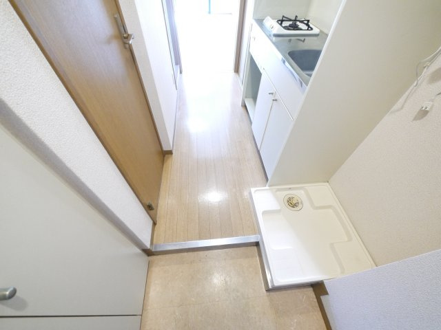 オーキッドあやめ池の玄関
