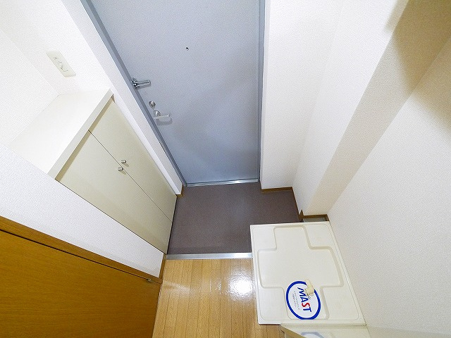 オーキッドあやめ池の玄関|きれいな玄関です