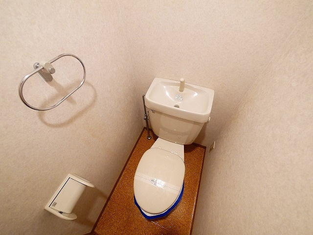 オーキッドあやめ池のトイレ|シンプルで使いやすいトイレです