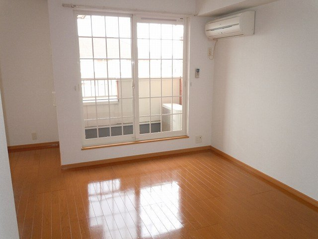 ヴィラ・グリシ－ヌの内装