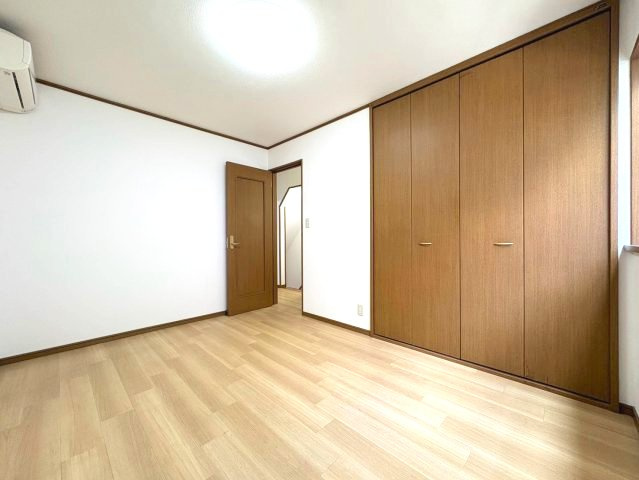 大井５丁目戸建の洋室