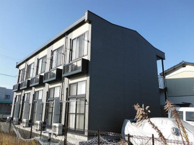 レオパレスガーネット合川の外観