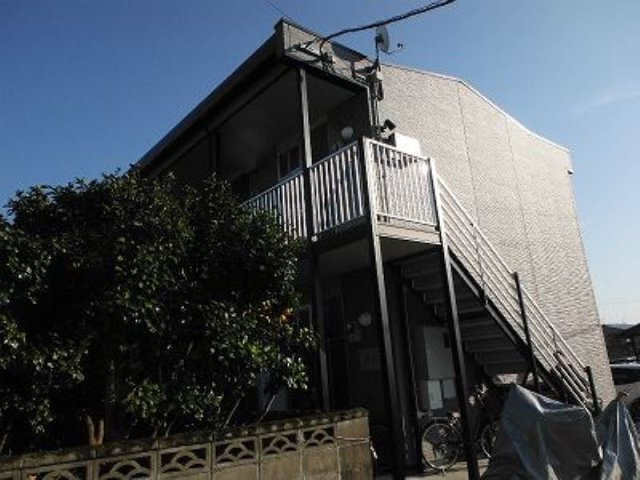 レオパレスガーネット合川の外観