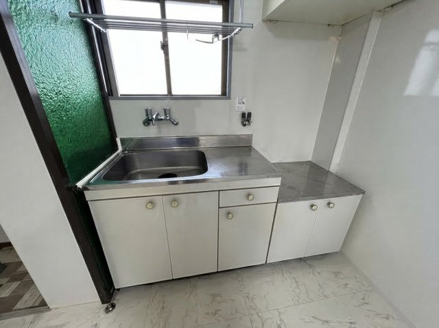 大阪市阿倍野区美章園１丁目の賃貸マンションのキッチン