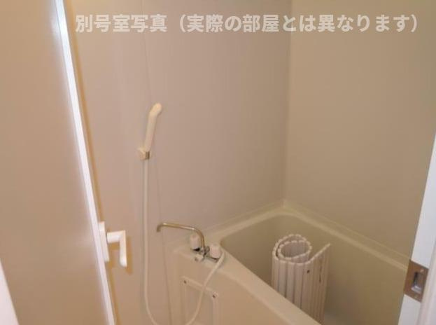 佳峰の浴室