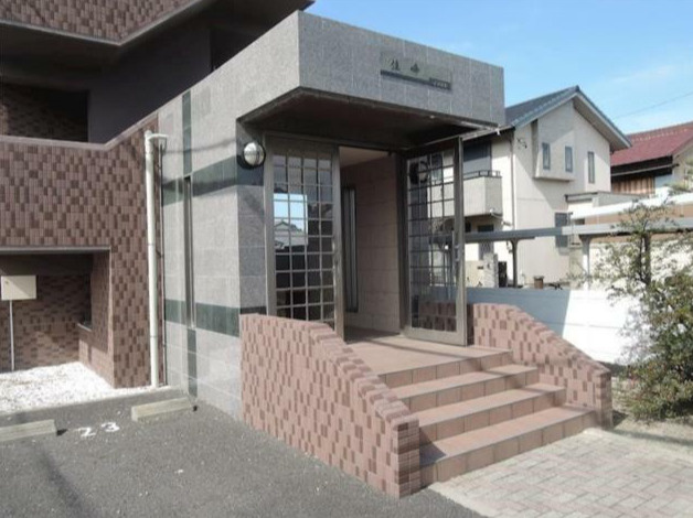 佳峰のエントランス