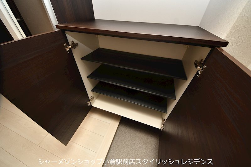 内山神岳ビルの収納