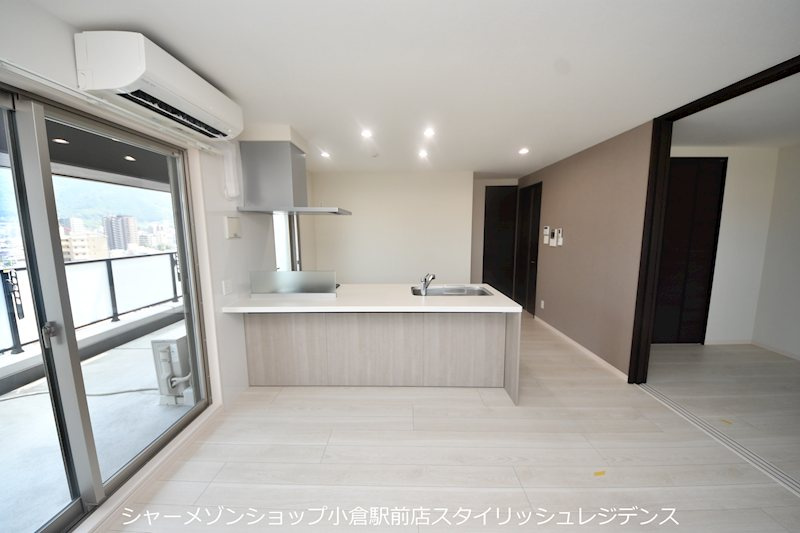 内山神岳ビルの寝室