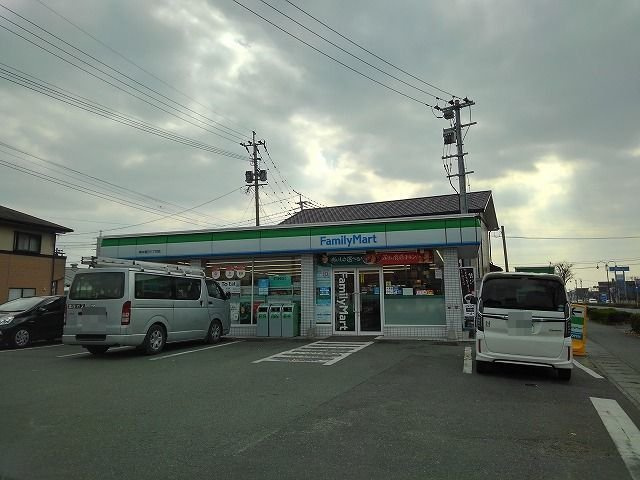 ギャラクシーの周辺|ファミリーマート熊本春日八丁目まで1400m