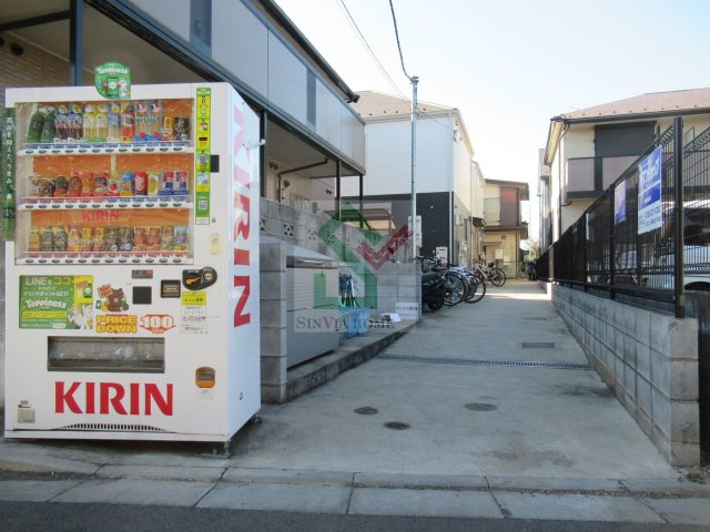 サンコート東伏見のエントランス