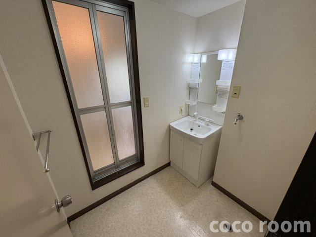 アメーヌ青葉の洗面所