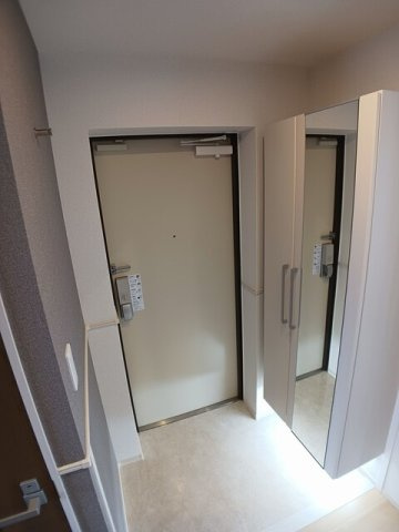 ＣＲＥＶＡＮＣＥ亀戸ＮＯＲＴＨの玄関