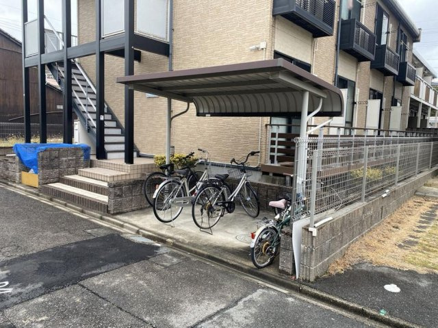 レオパレスどるちぇ志賀本通のその他