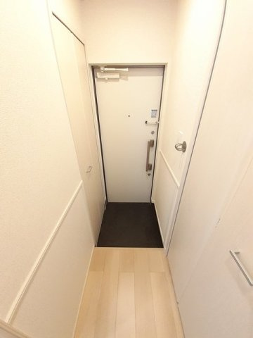 カステッロ　マルノの玄関