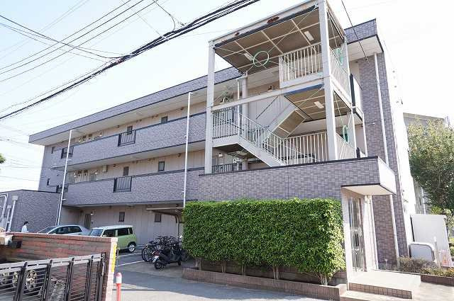 アベニューゆりの木Ⅱの外観