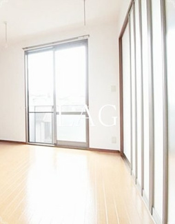 【居間・リビング】 | ピアリⅣ | 洋室のお部屋です。