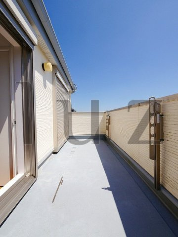 横浜市法泉戸建のバルコニー
