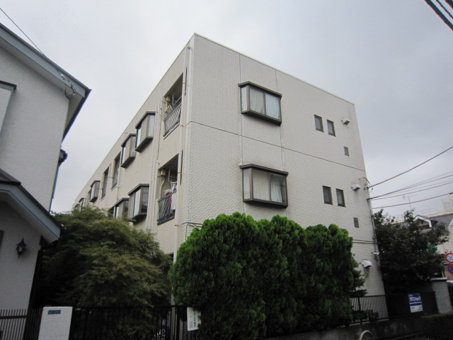 貢栄ハイツ　の外観パース