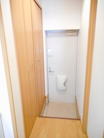 イート　ハーブⅠの玄関