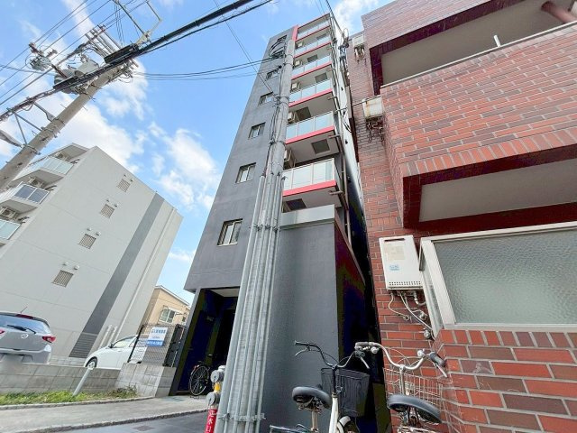 グランパシフィック木川東の外観