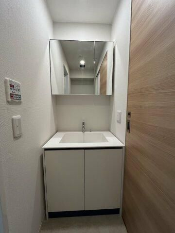 プラウドフラット三軒茶屋Ⅱの洗面所