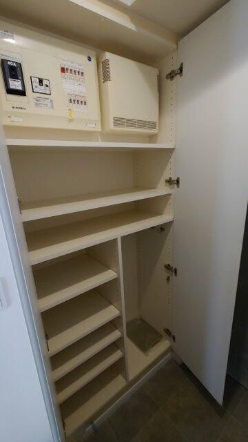 プラウドフラット三軒茶屋Ⅱの玄関