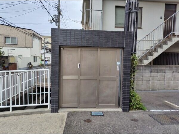マロン・ラポールのその他