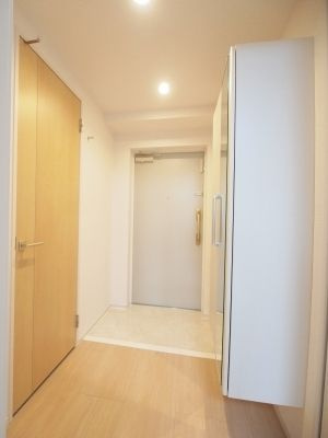 メゾンド・ボナー扇　弐番館の玄関