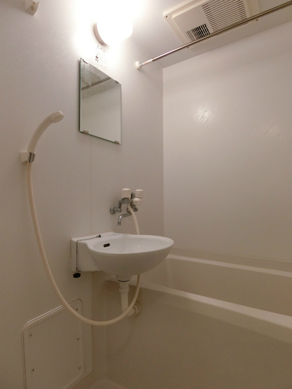 フェリオ柏の浴室