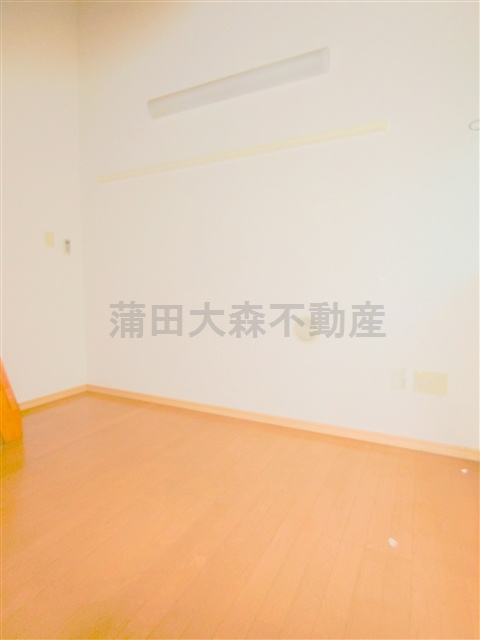 インベスト大森６の居間・リビング