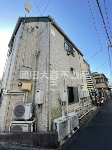 インベスト大森６の外観|2010年3月築　木造2階建て総戸数4戸のロフト付賃貸アパート
東京都大田区大森北4丁目JR京浜東北線大森駅徒歩7分京急本線平和島駅10分大森海岸駅14分