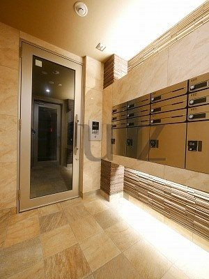 プロシード川崎のエントランス