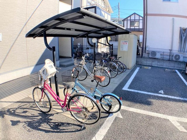 レオパレスカンパーニュのその他|駐輪場