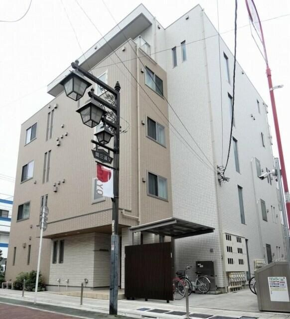 グルナディエの外観