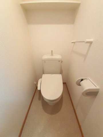 カルナック石鍋のトイレ