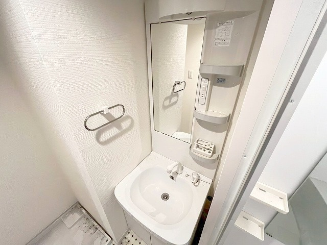 グランパシフィック木川東の独立洗面台